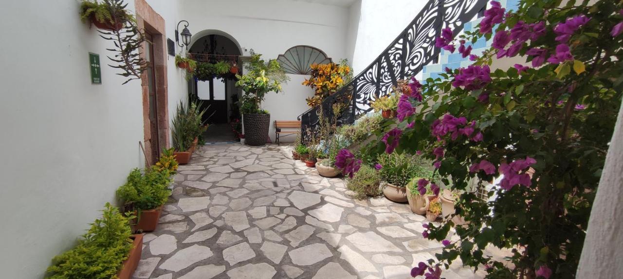 Отель El Jardin De La Abuela Керетаро Экстерьер фото